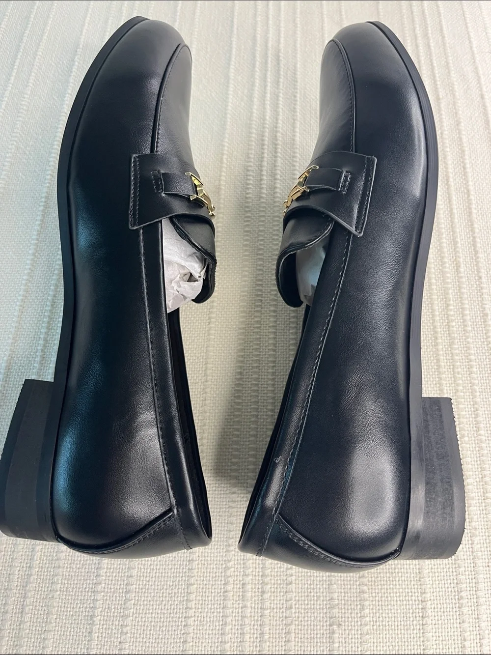 Dream Pairs: women's Black Leather Slip-On Loafers with Gold Bit, never worn NWT